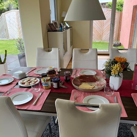 Schoenes Privatzimmer Region Hannover Springe Eksteriør bilde